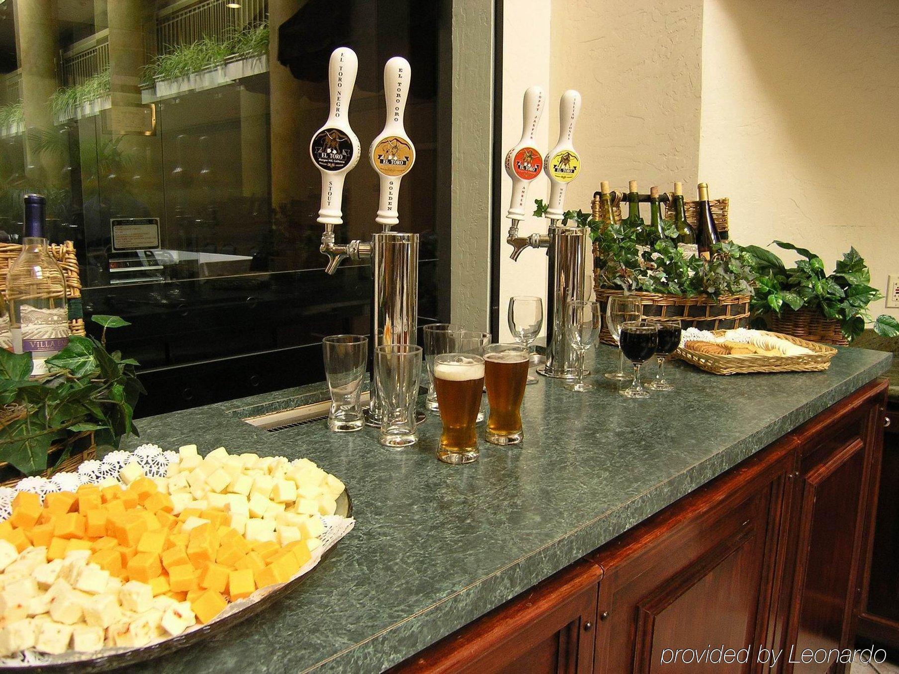 Holiday Inn Express Hotel & Suites San Jose-Morgan Hill By Ihg Restaurace fotografie